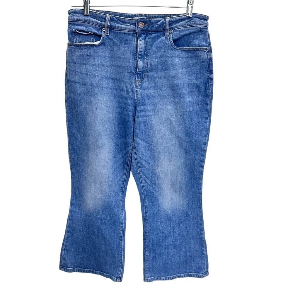 LOFT CURVY HIGH WAIST KICK CROP Blue denim jeans women’s size 32/14